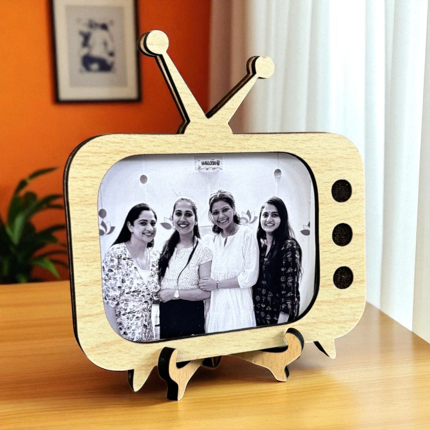 TV Styled Magnet Photo Frame